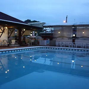 La Piscine Davao